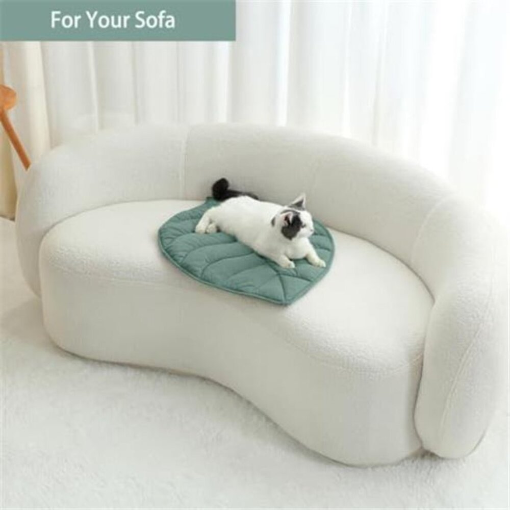 Leaf Shaped Cat Bed Pad 30x20 Cotton Warm Pet Mat Indoor Feral Cats - Picture 5 of 7